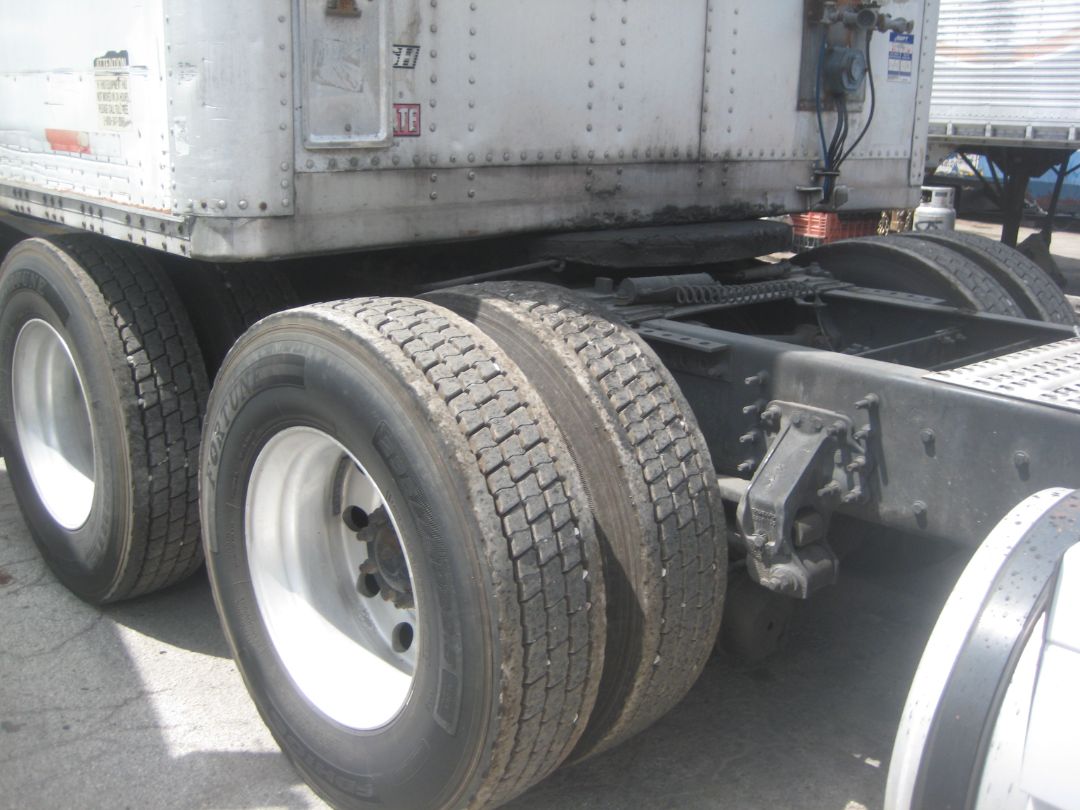 2008 VOLVO VLN - Image 3